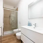Guesthost - Chic Flat Near Center Parma