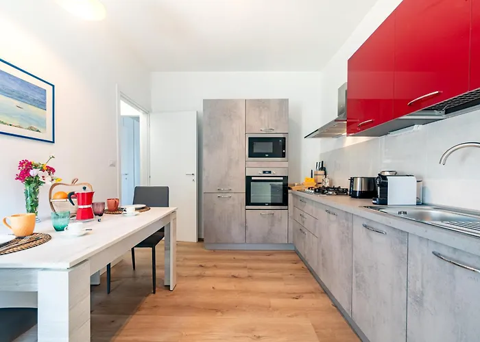 شقة Guesthost - Chic Flat Near Center